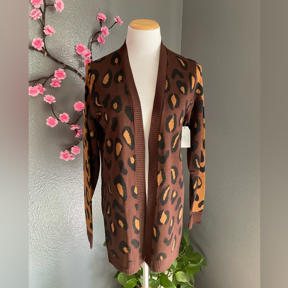 Time and Tru Brown Leopard Print Women's Cardigan